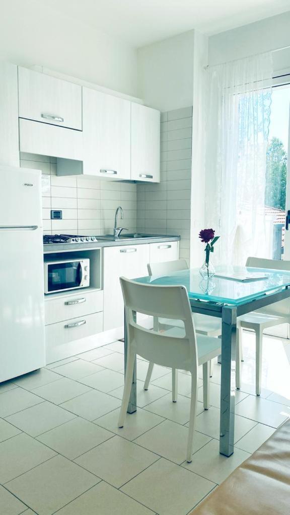 Residence Altea Riccione Kültér fotó